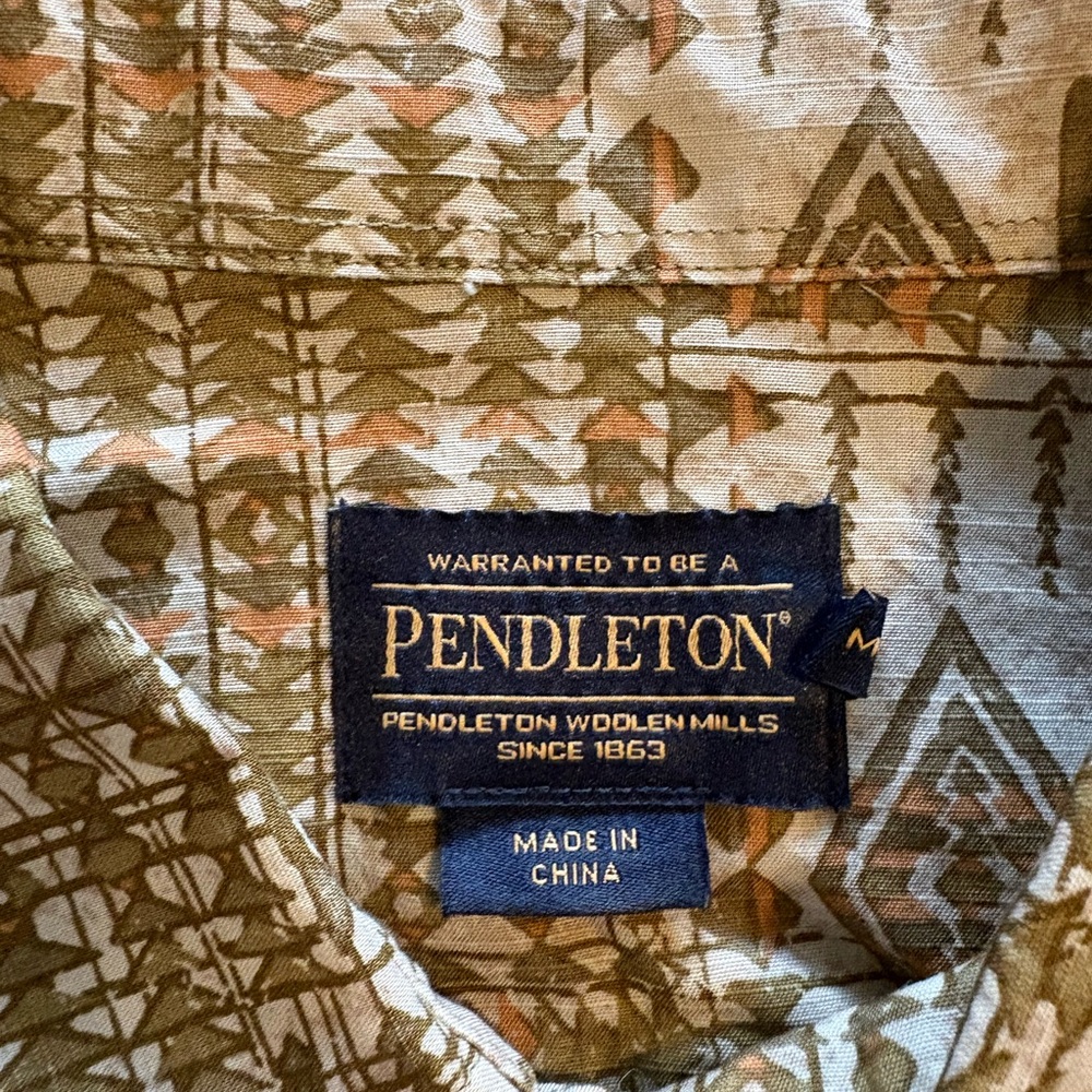 Pendleton Men's Tan and White Patterned Button Down Shirt - Picture 2 of 4